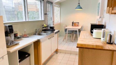 Fanny Phillips Cottage - Accommodation Fremantle 4