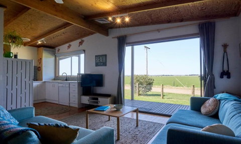 Far View - Pet Friendly, Free Wifi - Accommodation Fremantle 0