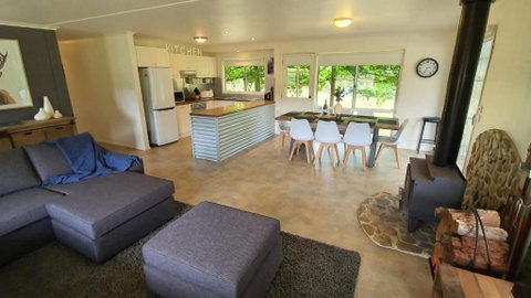 Feathertop Views And Barn - Accommodation Fremantle 1