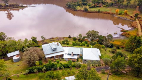 First Farm Cottage And Retreat - Accommodation Fremantle 1