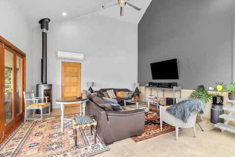 First Farm Cottage And Retreat - Accommodation Fremantle 3
