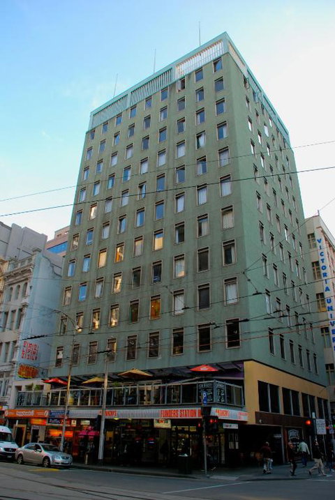 Flinders Backpackers - Accommodation Fremantle 1