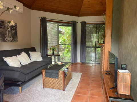 Forest Lodge: Bali-Style Retreat - Accommodation Fremantle 1