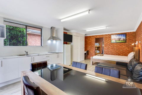 Fossicker Caravan Park - Accommodation Fremantle 1