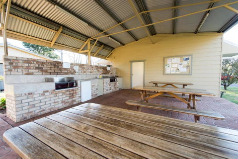 Fossickers Tourist Park - Accommodation Fremantle 0