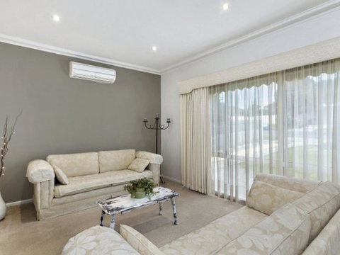 Francis Geelong 156 - Accommodation Fremantle 2