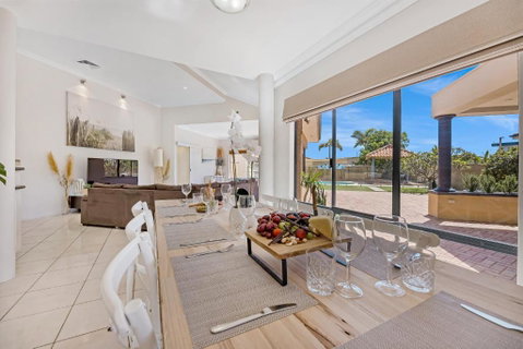 Fun In The Sun Pool Bliss & Ocean Views - Accommodation Fremantle 4