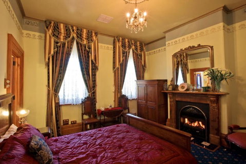 Freeman On Ford - Accommodation Fremantle 1