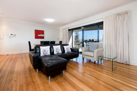 Fremantle Harbourside Luxury Apartments - Accommodation Fremantle 4