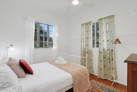Frogmouth - 87 Mooloomba Road - Accommodation Fremantle 3