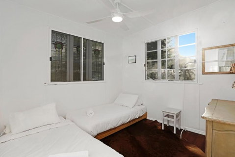 Frogmouth - 87 Mooloomba Road - Accommodation Fremantle 4