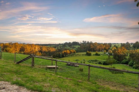 Glorious Escape By Tiny Away - Accommodation Fremantle 2
