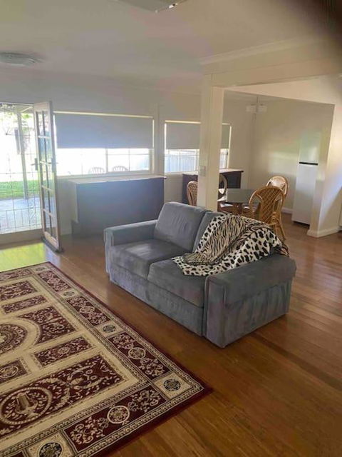 Golden Street Cottage - Accommodation Fremantle 2