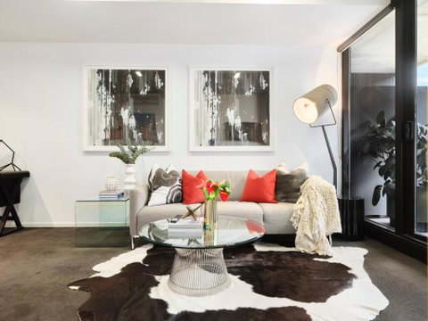 Furnished One Bedroom Apartment St Kilda Road For 3 Nights Plus - Accommodation Fremantle 0