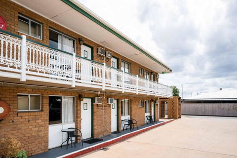 Grand Hotel Motel - Accommodation Fremantle 0