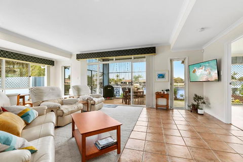 HALYCON HOUSE - Accommodation Fremantle 0