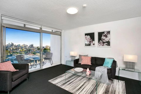 HARIS - Modern 2BR Apartment With Views - Accommodation Fremantle 0