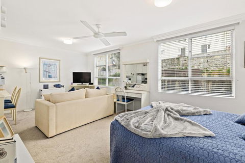 HENRY12 Self- Catering - Accommodation Fremantle 2