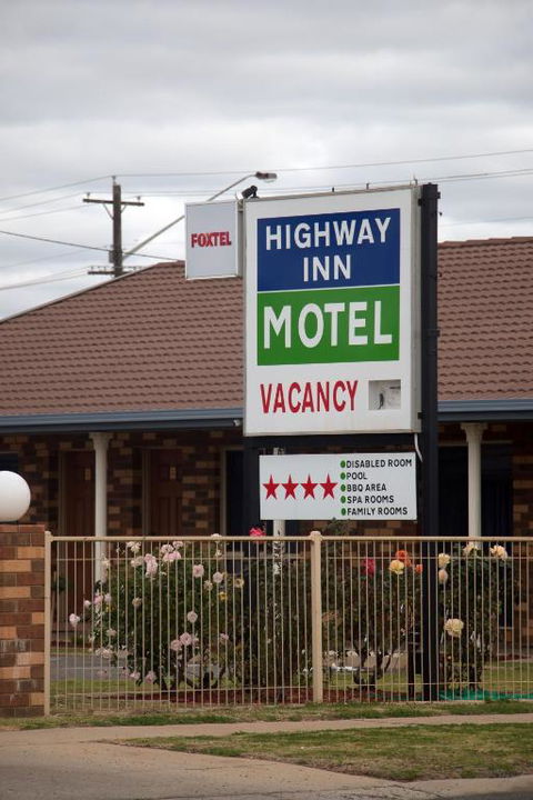 Highway Inn Motel - Accommodation Fremantle 3