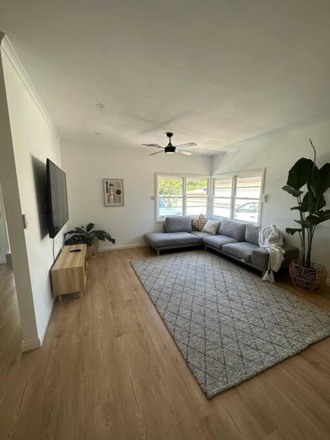 Home Away From Home - Accommodation Fremantle 0