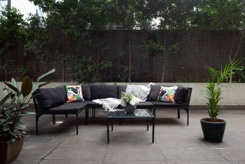 Huge 3 Bed Camperdown Garden Apt W Parking Aircon - Accommodation Fremantle 1