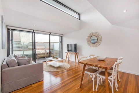 Hotel Lifestyle Home Living In Williamstown - Accommodation Fremantle 1