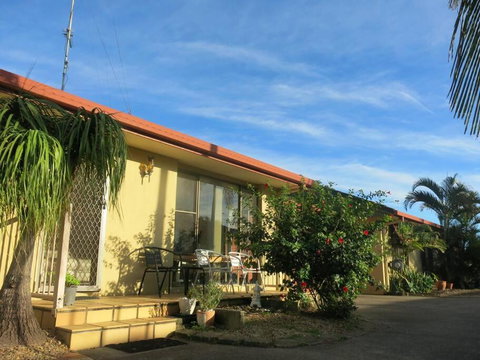 House And Van On The River - Accommodation Fremantle 1