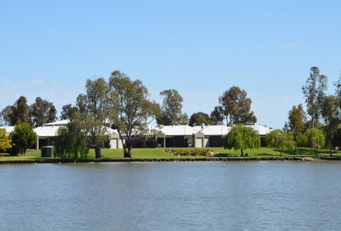 Adelphi Views On Luton - Woodlands - Accommodation Fremantle 2
