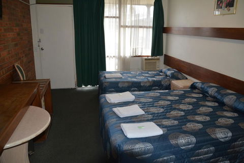 Adrian Motel - Accommodation Fremantle 2
