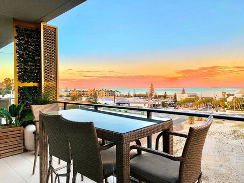 AdriaticBlu Luxe 2 Bed Apartment With Stunning Ocean Views - Accommodation Fremantle 1