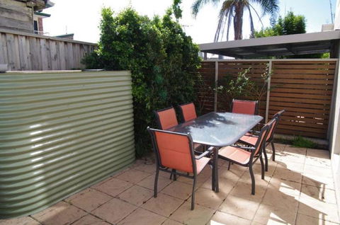 Adrift, 5B Scott Street - Accommodation Fremantle 3