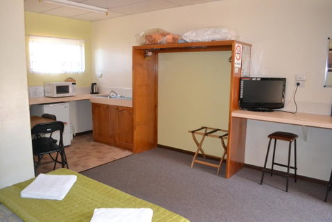 Affordable Gold City Motel - Accommodation Fremantle 3