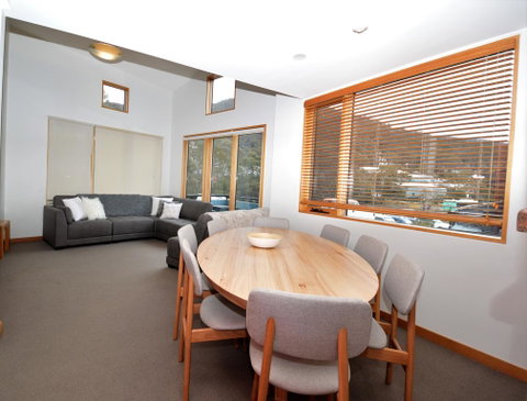 Akuna 3 - Accommodation Fremantle 3