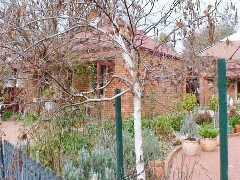 Albury Cottages - Accommodation Fremantle 2