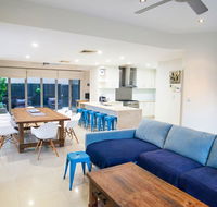 Alexandra Headland Luxury Townhouse - Accommodation Fremantle