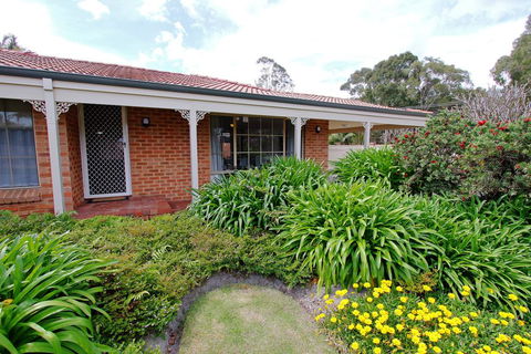 Alexandra Villa - Accommodation Fremantle 1