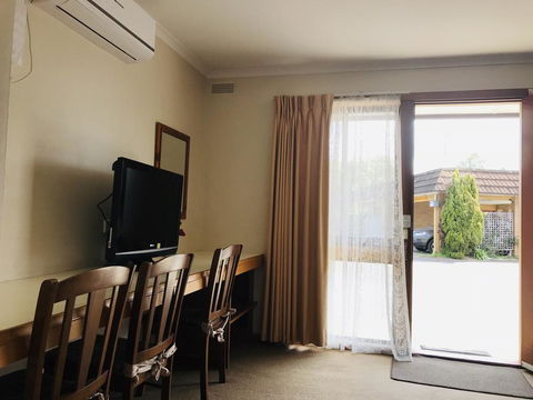 Alfred Motor Inn - Accommodation Fremantle 2
