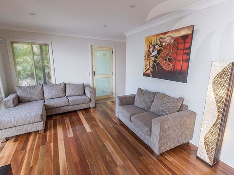 Allawah - Accommodation Fremantle 1
