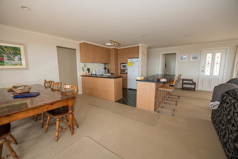 Allure - Accommodation Fremantle 0