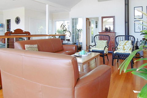 Allure - Accommodation Fremantle 2