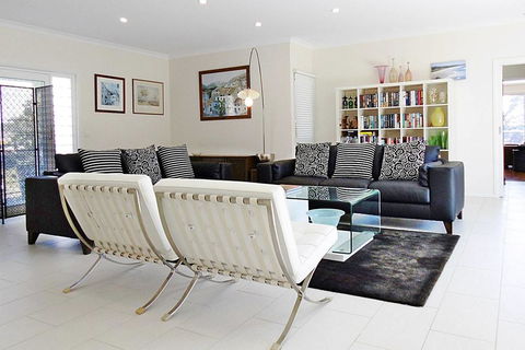Allure - Accommodation Fremantle 3