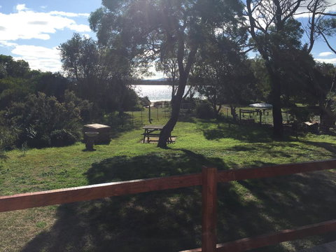 Alluvion Beach Cottage - Accommodation Fremantle 1