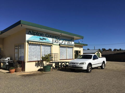 Alpine Country Motel - Accommodation Fremantle 1