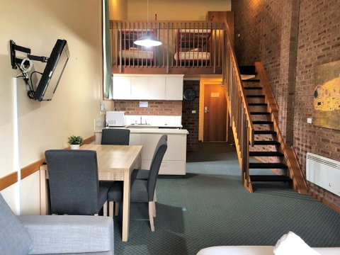 Alpine Gables 33 - Accommodation Fremantle 2