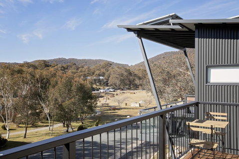 Alpine Lake Retreat - Accommodation Fremantle 0