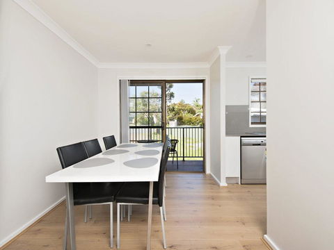 Amaroo Retreat @ Fingal Bay - Accommodation Fremantle 1