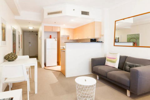 Amazing Studio With Pool In Central Sydney - Accommodation Fremantle 1