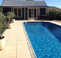 Amazing Views Pet Friendly Bed and Breakfast - Accommodation Fremantle