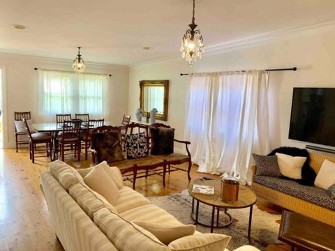 Ambrose On Byng - Central Location W/ 2 Bathroom - Accommodation Fremantle 1