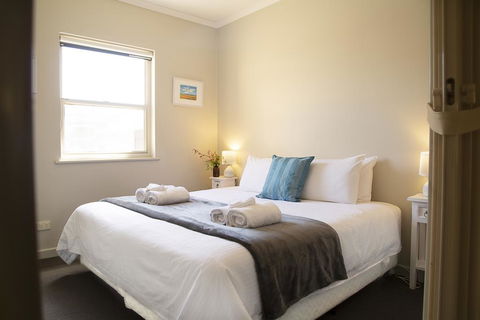 Angaston Mews - Accommodation Fremantle 2